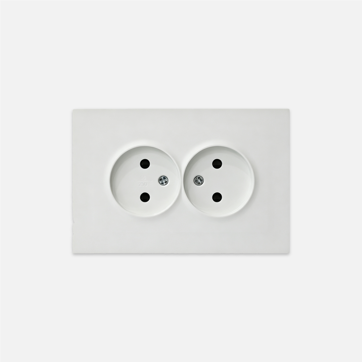 Double russian socket with safety shutter 16A 250V - Image 2